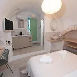 Casa Di Storico Elegant & Comfort אוסטוני