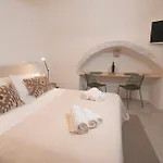דירה Casa Di Storico Elegant & Comfort אוסטוני